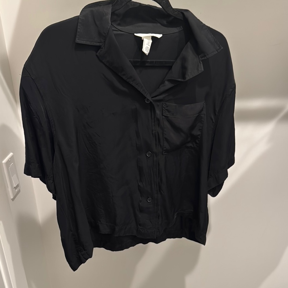 Black Women's Button-Up Top